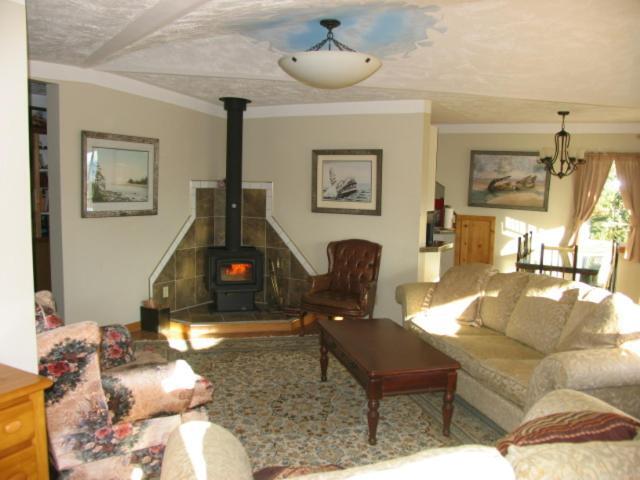 Higgin'S Inn Powell River Eksteriør bilde